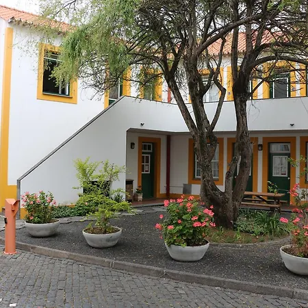 Lejlighedshotel Verdemar Horta (Azores)